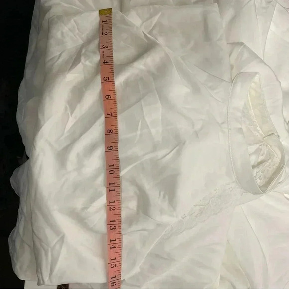 Lulu’s Bridal Dress Size Large Halter Neck Soft Cut Out Back  White Button Train - Picture 5 of 14